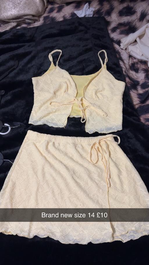 Buy & Sell West Bromwich Sandwell - Photos for 2 piece set size M