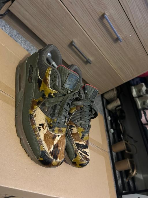 Buy & Sell West Bromwich Sandwell - Photos for Size 6 Nike trainers