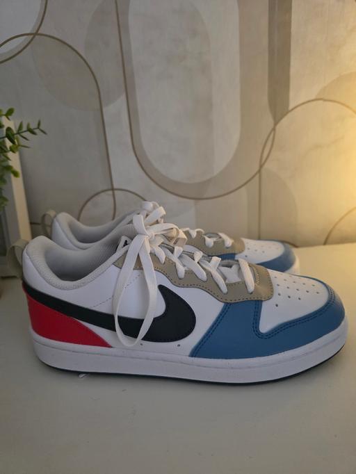 Buy & Sell Longley Sheffield - Photos for Nike trainers size 5