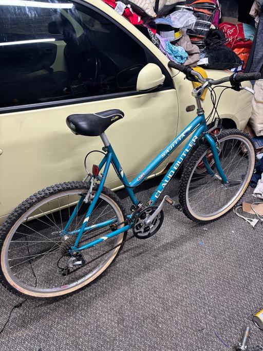 Buy & Sell Old Clee North East Lincolnshire - Photos for Lady’s Claud butler mountain bike