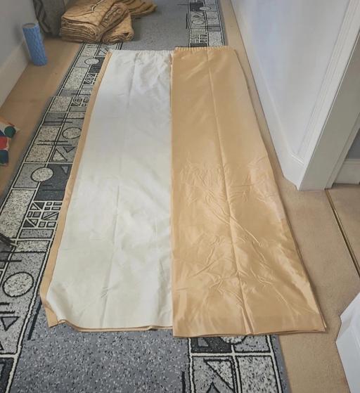 Buy & Sell Wrockwardine Wood Telford and Wrekin - Photos for Cream/Gold coloured lined curtains (pair