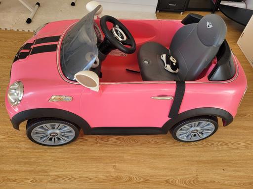 Buy & Sell Blackheath Royal Standard South East London - Photos for Mini Cooper S Pink 6V Electric Ride-On Car fo