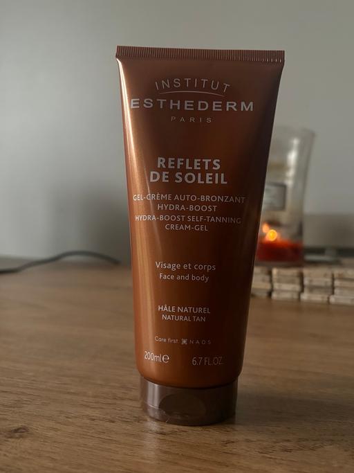 Buy & Sell Burnt Mills Industrial Estate Basildon - Photos for Gradual tanning gel moisturiser