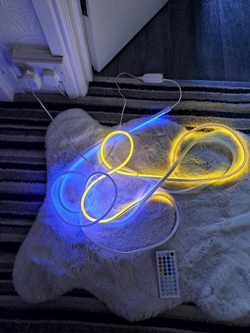 Buy & Sell Park Hill Sheffield - Photos for long led strip lights with remote