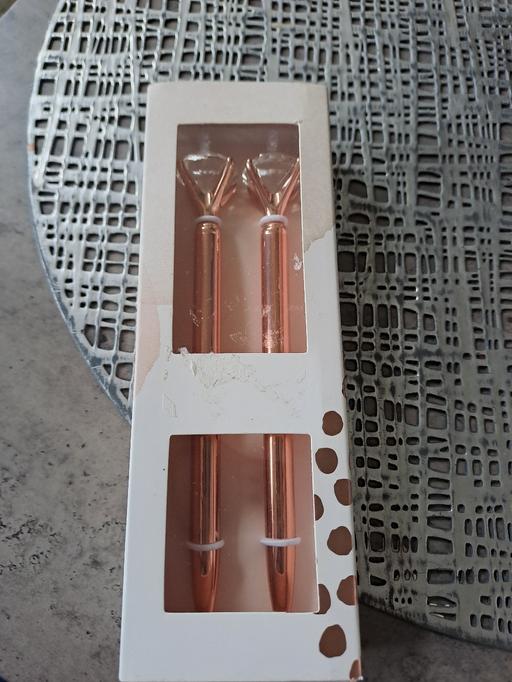 Buy & Sell Gleadless Valley Sheffield - Photos for diamond toped pens in box