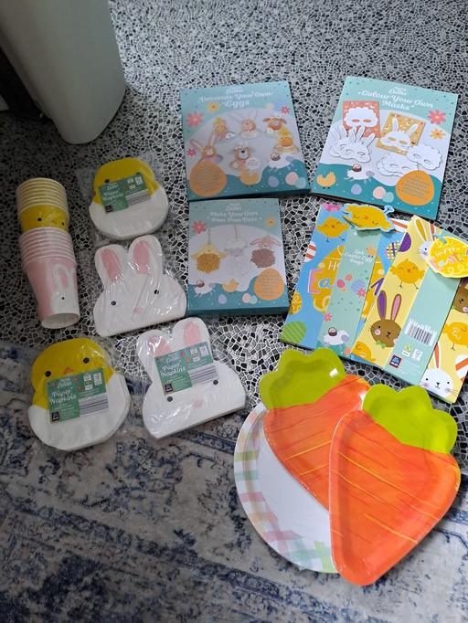 Buy & Sell Park Hill Sheffield - Photos for large easter bundle