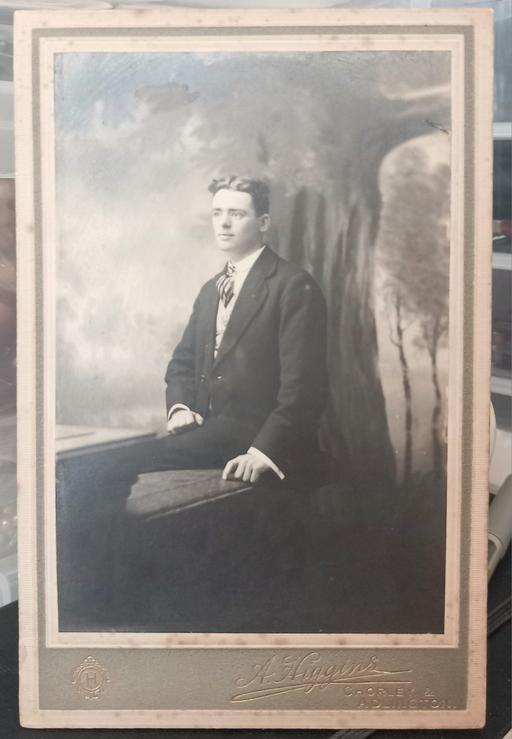 Buy & Sell Thatto Heath Saint Helens - Photos for antique Victorian cabinet card photograph