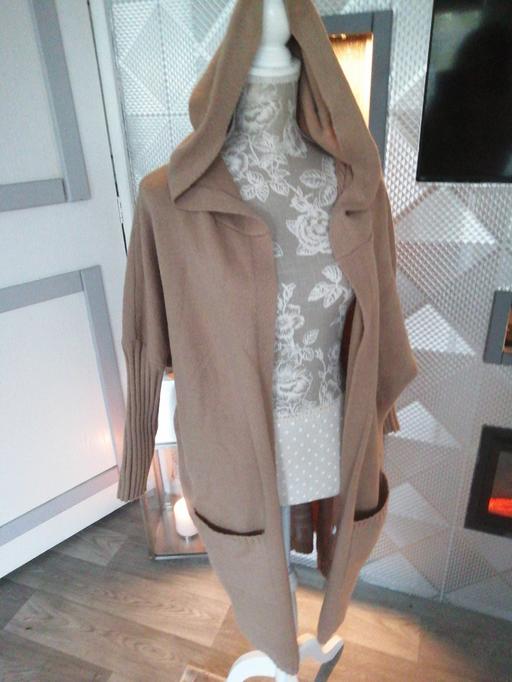 Buy & Sell Wednesfield Wolverhampton - Photos for Ladies cardigan size *L*