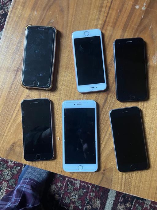 Buy & Sell Small Heath Birmingham - Photos for 6 x iPhone for spares and repairs