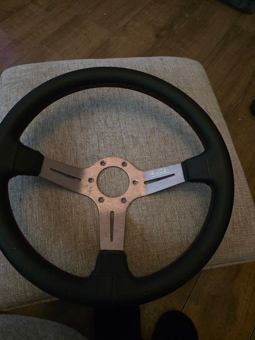Vehicles Pensnett Dudley - Photos for NARDI STEERING WHEEL...350MM
