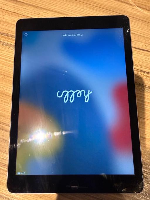 Buy & Sell Cradley Heath Sandwell - Photos for ipad air 2015 32gb