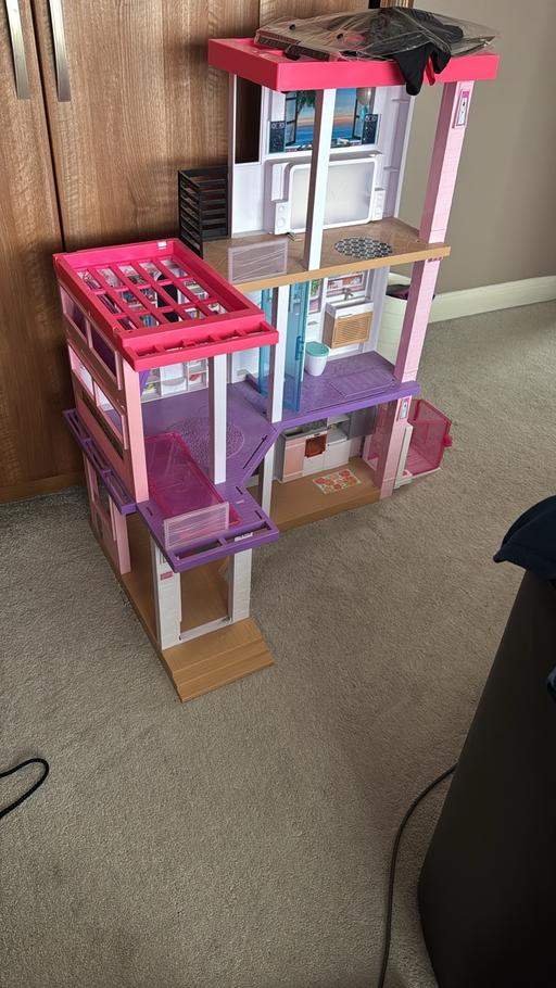 Buy & Sell Netherton Dudley - Photos for Barbie house