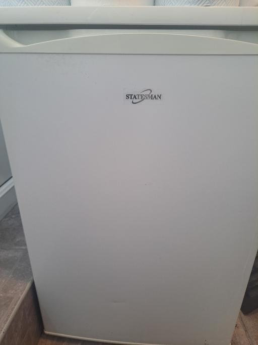 Buy & Sell Matley Tameside - Photos for Statesman Undercounter fridge .