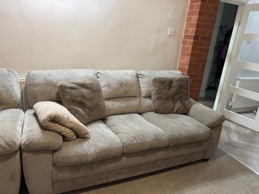 Buy & Sell Balsall Heath Birmingham - Photos for Fabric Sofas 3+2 open to offers!
