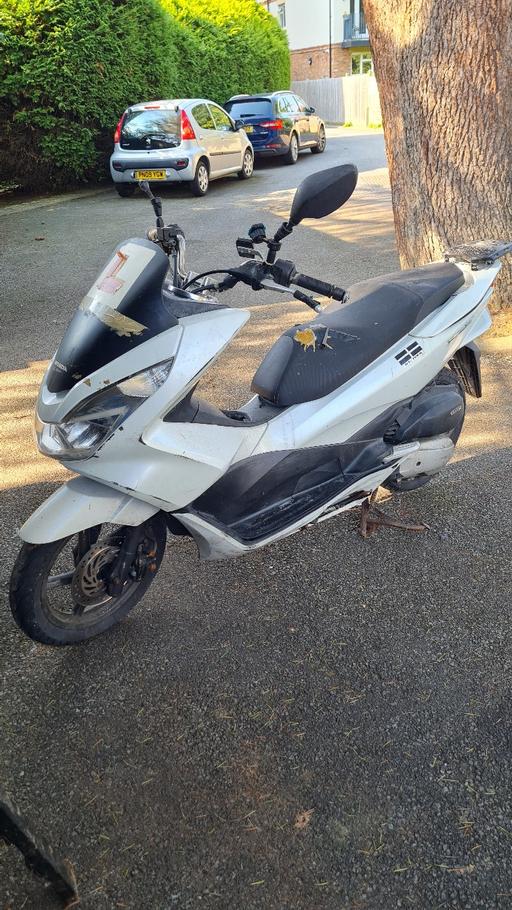 Vehicles Beckenham Bromley - Photos for Honda pcx 125cc