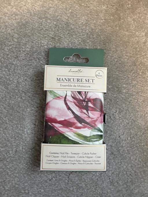 Buy & Sell Edgbaston Birmingham - Photos for New handbag manicure set