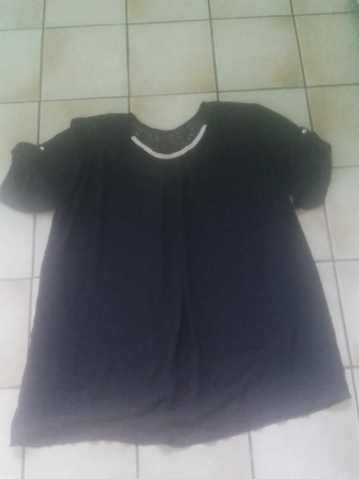 Buy & Sell Streetly Walsall - Photos for LADIES BLACK TOP FULLY LINED