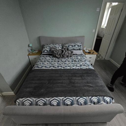 Buy & Sell Frognal North West London - Photos for king size ottoman bed, without mattress