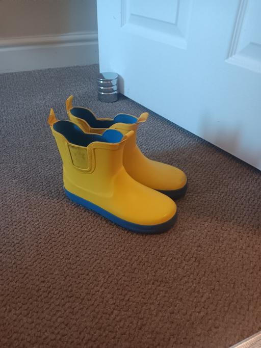 Buy & Sell Lye Dudley - Photos for Yellow and blue wellies size uk 31 (12) 6-7y