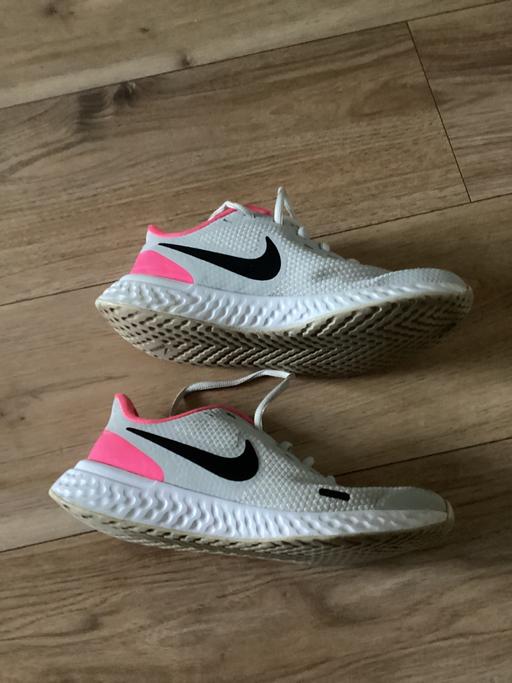 Buy & Sell Shotton Colliery County Durham - Photos for Ladies trainers size 4.5