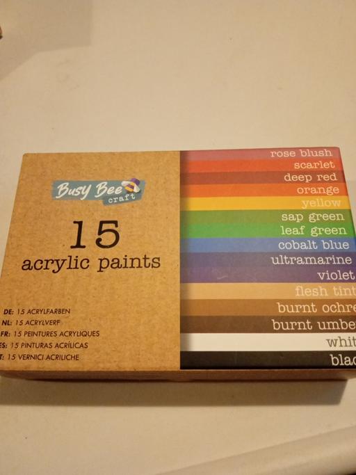 courses Horncastle East Lindsey - Photos for new box of 15 Acrylic paints