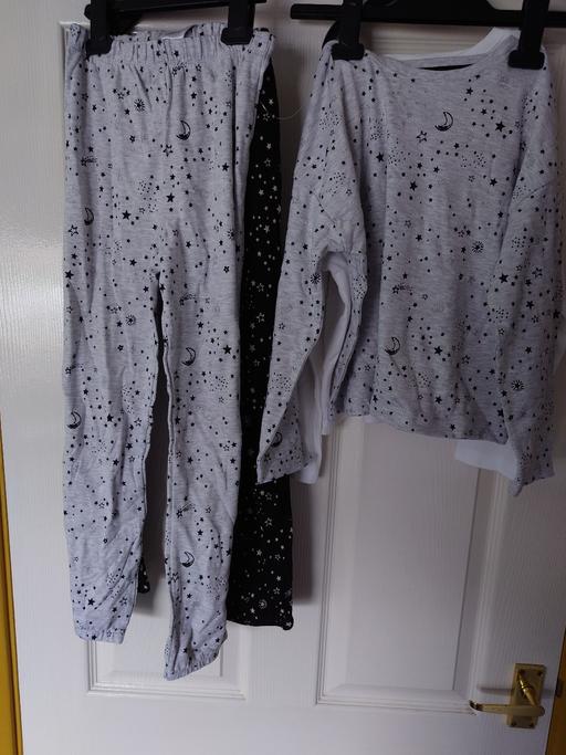 Buy & Sell Woodthorpe Charnwood - Photos for Girls pack of 2 pairs of pyjamas size 6-7Y