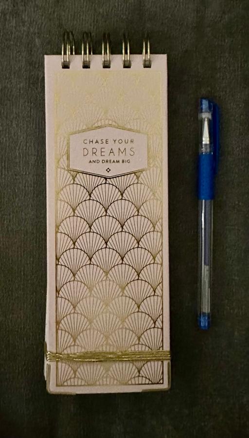 Buy & Sell Shirley Solihull - Photos for 💜writing book & Pen💜