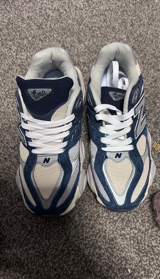 Buy & Sell Wilmslow Cheshire East - Photos for Women’s New Balance 9060