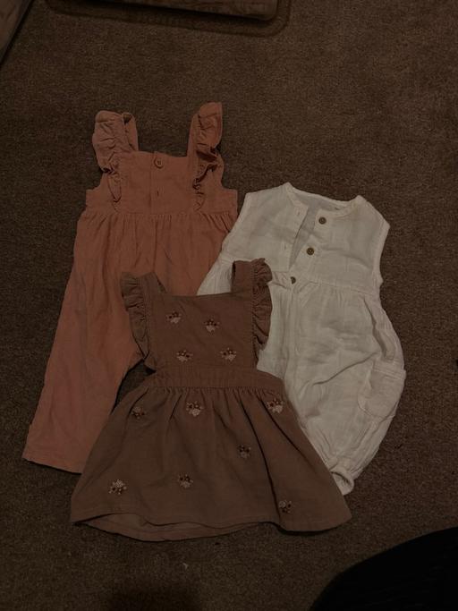 Buy & Sell Newtownards Ards and North Down - Photos for Summer baby girl bundle 3-6 months