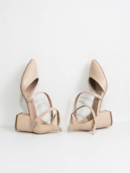 Buy & Sell Kingsway Derby - Photos for Beige Block heel shoes dream Paris size 7.5