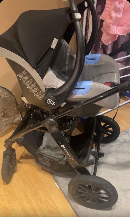 Buy & Sell Bocking Braintree - Photos for Kinder Kraft travel system