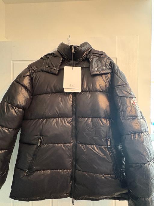 Buy & Sell Southampton International Airport Eastleigh - Photos for BRAND NEW Moncler coat