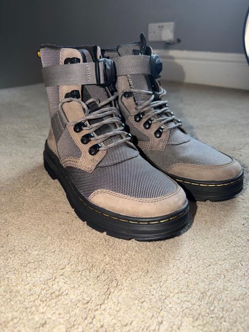 Buy & Sell Irlams O`Th`Height Salford - Photos for Dr Marten Boots