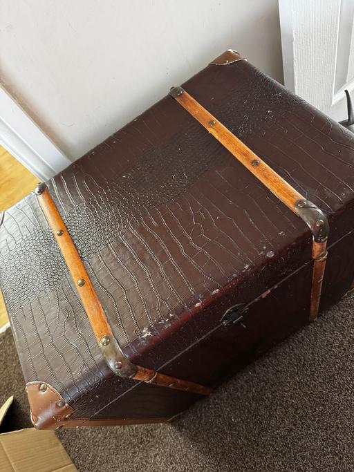 Buy & Sell Fordhouses Wolverhampton - Photos for Large trunk