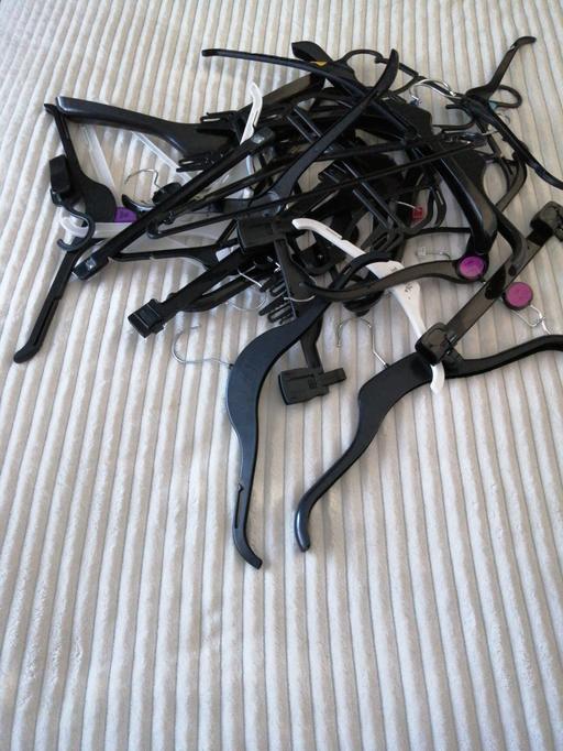 Buy & Sell Wednesfield Wolverhampton - Photos for Free!! Hangers