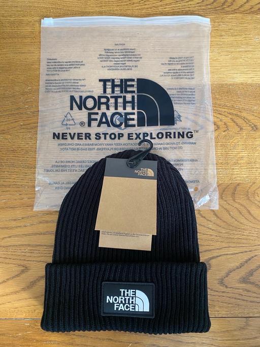 Buy & Sell Pinner Harrow - Photos for North Face Hat