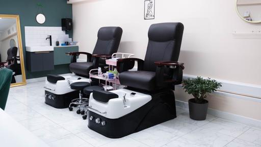 Buy & Sell Pudding Mill Lane East London - Photos for Luxury PedicureSpaChair w/ FootBath,Massage