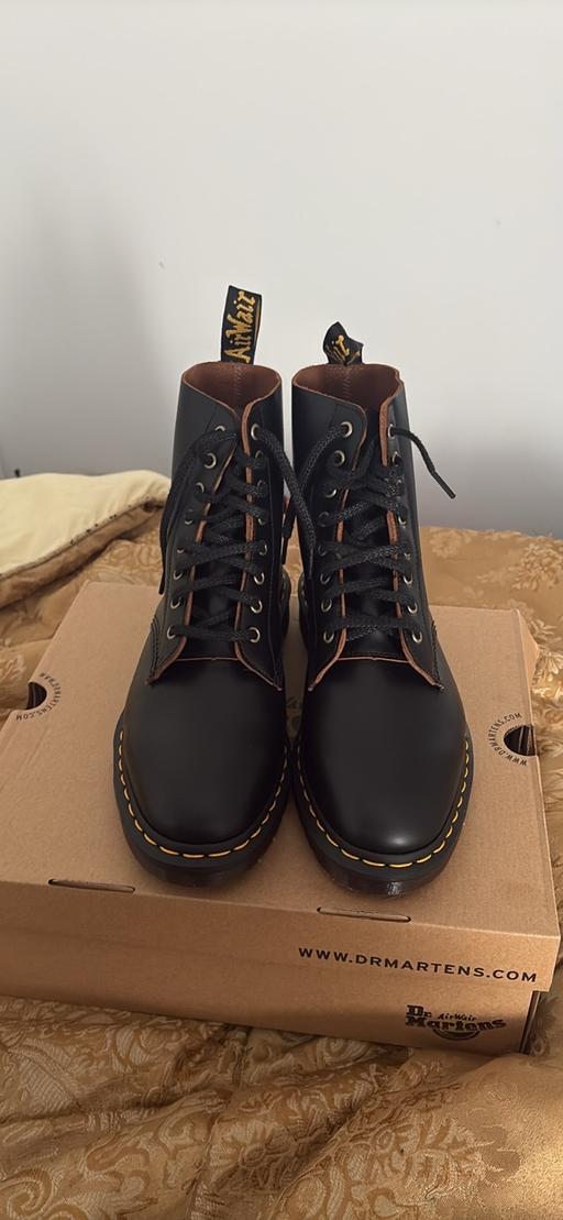 Buy & Sell Deptford South East London - Photos for 1460 vintage smooth Dr Martens