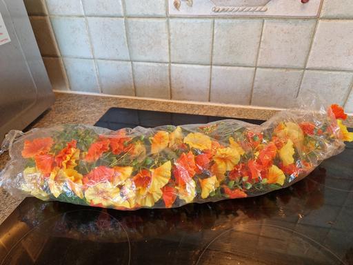 Buy & Sell Mile Hill North East Derbyshire - Photos for Brand new silk flowers hanging length