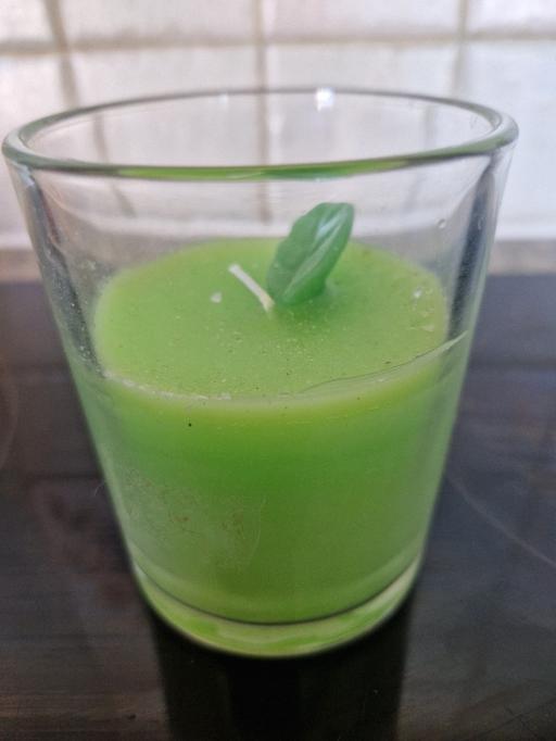 Buy & Sell Grassmoor North East Derbyshire - Photos for new apple candle in a glasss