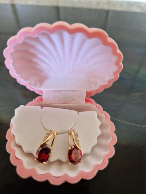 Buy & Sell Grassmoor North East Derbyshire - Photos for brand new pierced earrings in shell box