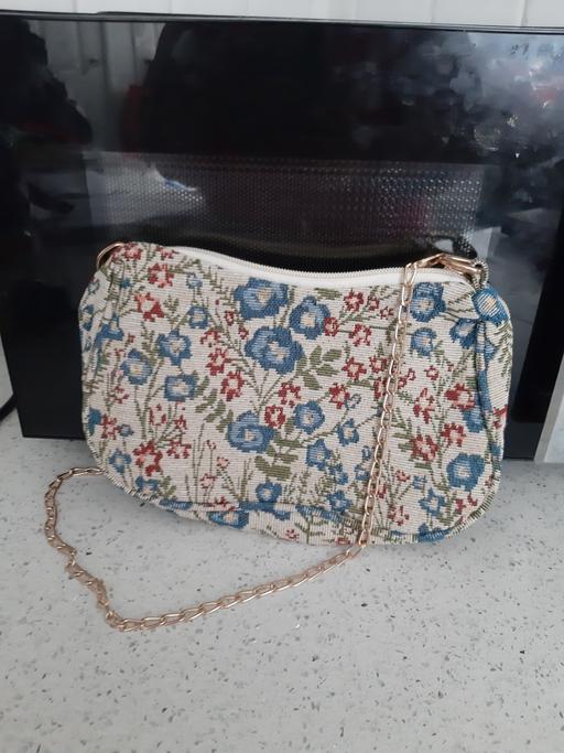 Buy & Sell South Hylton Sunderland - Photos for bag