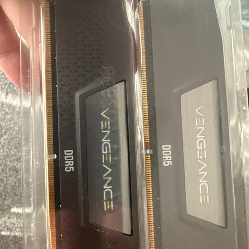 Buy & Sell Harlesden North West London - Photos for VENGEANCE DDR5 memory for AMD 64gb 5200mhz