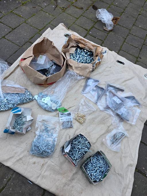 Buy & Sell Pensnett Dudley - Photos for JOBLOT SCREWS/NUTS/WASHERS/BRACKETS