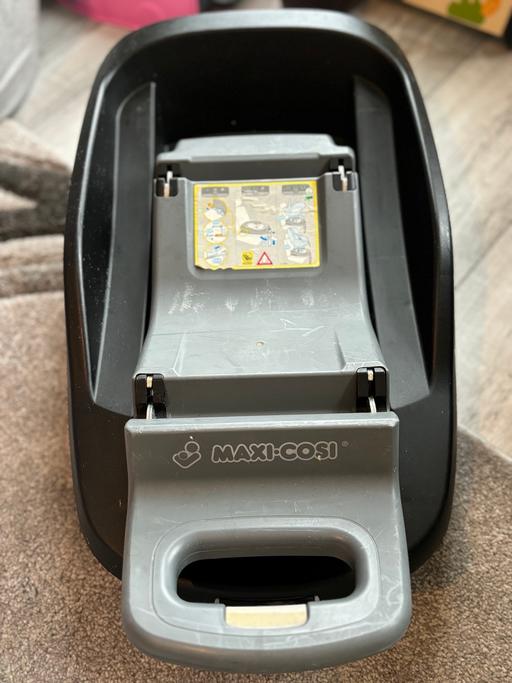 Buy & Sell Croydon Croydon - Photos for Maxi cosi - family fix - isofix