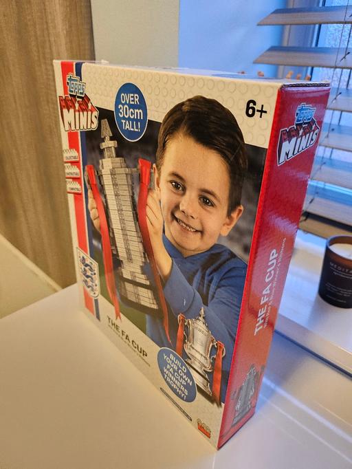 Buy & Sell Bradmore Wolverhampton - Photos for NEW FA Cup TOPPS minis (Like Lego)