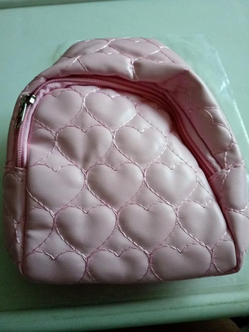 Buy & Sell Horncastle East Lindsey - Photos for brand new girls small size zip bag