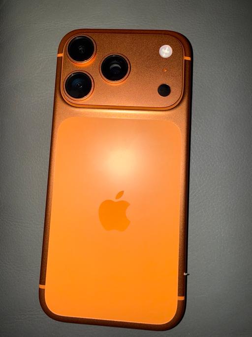 Buy & Sell Southall Ealing - Photos for iPhone 17 pro 256gb immaculate condition