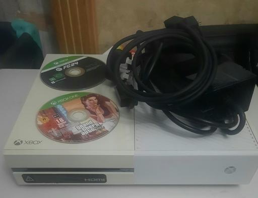 Buy & Sell Rubery Birmingham - Photos for Xbox One Original In White 500gb