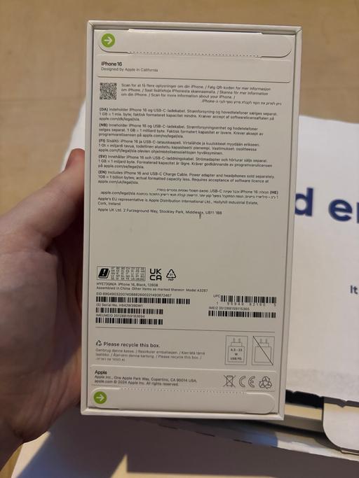 Buy & Sell Oldbury Sandwell - Photos for iPhone 16 black